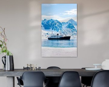 Hurtigruten's MS Nordstjernen in Spitsbergen van Gerald Lechner