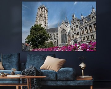 De Sint-Romboutskathedraal in Mechelen is de hoofdkerk van het aartsbisdom Mechelen-Brussel van W J Kok