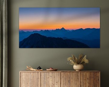 Zonsopgang in de Allgäuer Alpen van Walter G. Allgöwer
