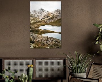 The Angelus mountain hut in Nelsons Lakes National Park in New Zealand by Maaike Verhoef