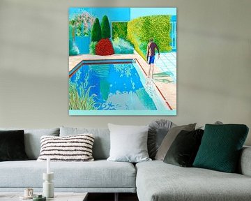 Man bij zwembad in zomerse tuin van Vlindertuin
