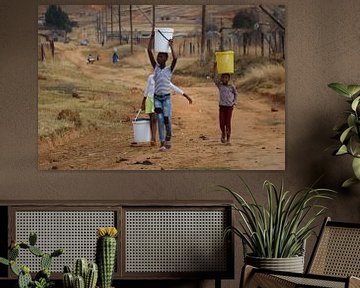 Afrique du Sud : les porteurs d'eau Bonjaneni sur Photo by Cities