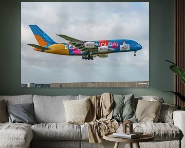 Airbus A380 d'Emirates avec une livrée colorée. sur Jaap van den Berg