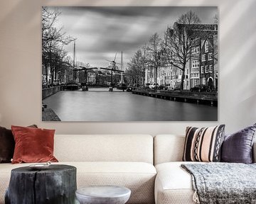 Long port à Schiedam SW sur Ilya Korzelius