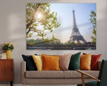 Frühlingssonne Eiffelturm von Dennis van de Water