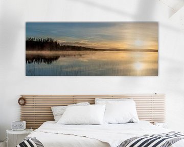 Finnland Morgen See mit Dunst von Leon Brouwer