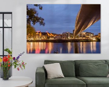 Loopbrug Maastricht in blauw by Peter Wolfhagen