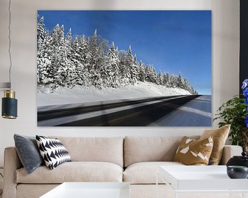 Eine Landstraße im Winter von Claude Laprise