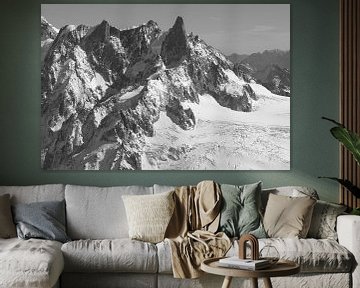 Mont Blanc-reeks in zwart en wit van Hozho Naasha