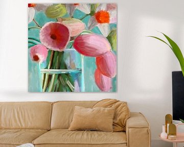 Tulpen festival, een vrolijk bloemen schilderij in mooie pasteltinten. Schilderij met tulpen. van Hella Maas