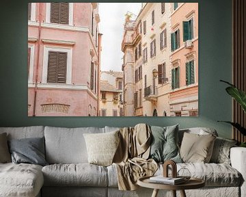 Bâtiments aux couleurs pastel à Rome - Italie Photographie sur Henrike Schenk