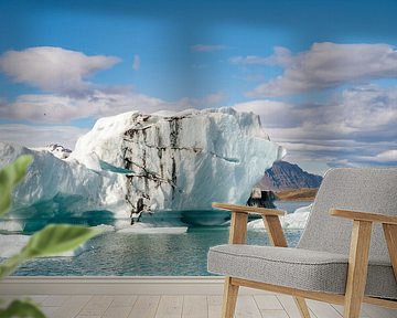 Lake Jökulsárlón in Iceland by Tim Vlielander