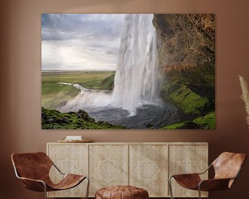 Seljalandsfoss waterval in IJsland van Tim Vlielander