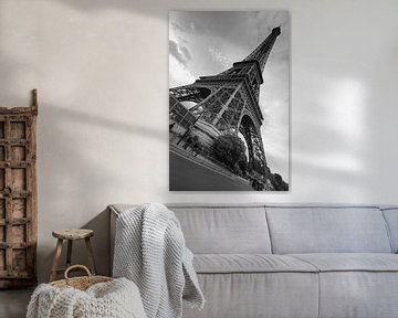 De Eiffeltoren in groothoek