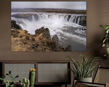 Goðafoss waterval in IJsland van Tim Vlielander