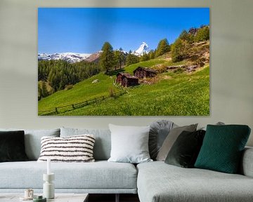 Idylisch Zwitsers panorama landschap met uitzicht over de Matterhorn