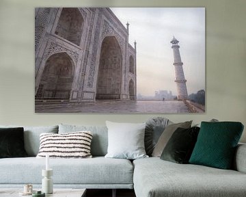 Verliefd stel bij de Taj Mahal. van Floyd Angenent