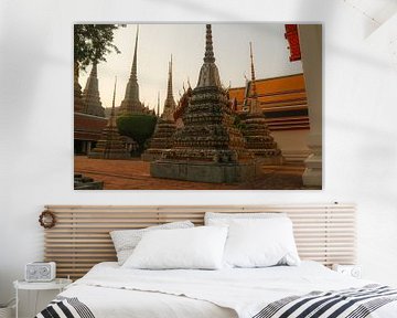 Eerste kleine stoepa bij Phra Chedi Rai in het Wat Pho tempelcomplex, Bangkok van kall3bu