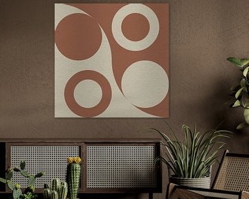 Géométrie inspirée du Bauhaus et du rétro des années 70 en brun et blanc sur Dina Dankers