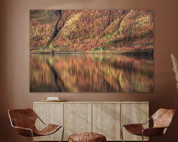 Coloured mirror by Marc Hollenberg