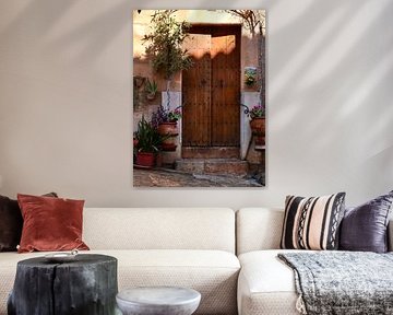 Door in Valdamossa Mallorca