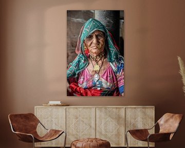 Femme indienne en costume traditionnel sur Saskia Schepers