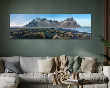 Panorama Stokksnes te IJsland van Anton de Zeeuw