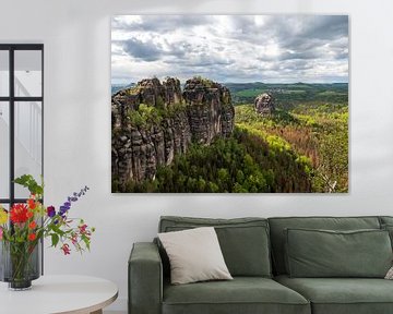 Vue sur le Schrammstein, Suisse saxonne - Torsteine et Falkenstein sur Pixelwerk