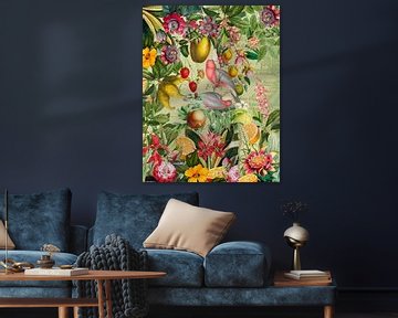 Vintage Rosa Parrots in tropischen Blumen und Früchte Jungle von Floral Abstractions