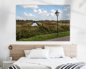 paysage de polder avec une lanterne au premier plan sur W J Kok
