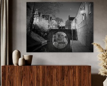 De Binnendieze bij avond in zwart wit van Den Bosch aan de Muur