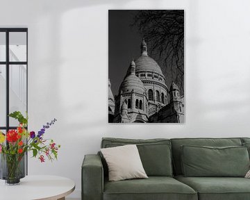 Basilique du Sacré-Cœur in black and white photography by Manon Visser