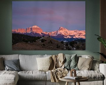 Alpine Glow in the Rocky Mountains