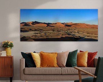 De duinen van de Sossusvlei in Namibië van Roland Brack