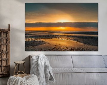 Zonsondergang op het strand van Schiermonnikoog aan het eind van de dag van Sjoerd van der Wal Fotografie