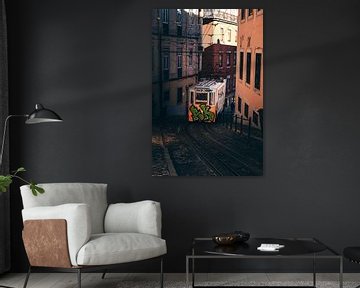 Tramway, ascenseur et vieilles ruelles à Lisbonne sur Fotos by Jan Wehnert