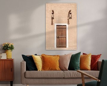 Porte arabe en bois brun
