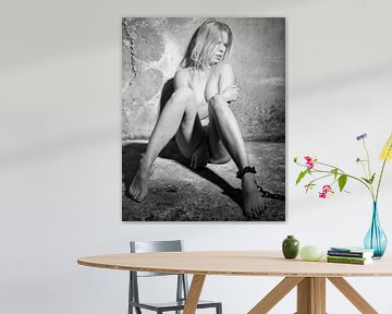 Sehr schöne nackte Frau in bdsm vintage schwarz und weiß Fotografie