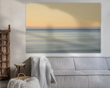 Bicoloured - Dawn by the Sea by Rolf Schnepp