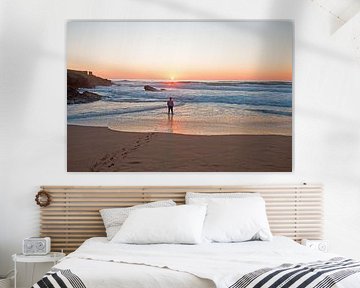 Man watching the sunset - Praia do Guincho by WeltReisender Magazin