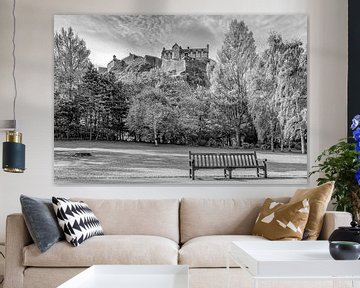 Jardins de Princes Street & Château d'Édimbourg | Monochrome sur Melanie Viola