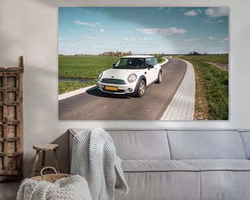 Mini Cooper op de weg