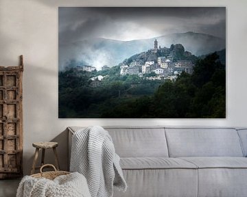 Kleines Bergdorf in Korsika von XXLPhoto
