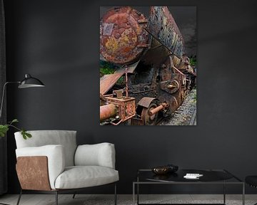 Rusty steam locomotive by Leopold Brix