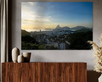 Vue panoramique de la ville de Rio de Janeiro, y compris le Sugarloaf Mountain sur Esther esbes - kleurrijke reisfotografie