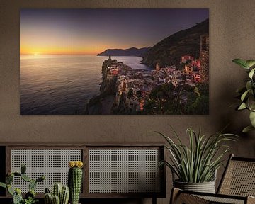 Vernazza bij zonsondergang. Cinque Terre, Italië van Stefano Orazzini