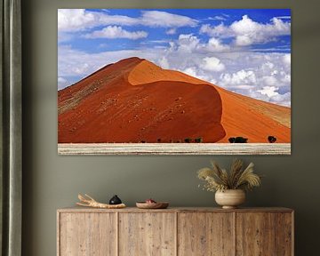 Dune of Sossusvlei, Namibia by W. Woyke