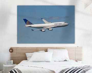 Flyby United Airlines Boeing 747-400 during Fleet Week. by Jaap van den Berg