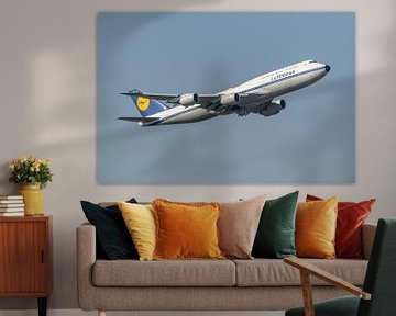 Lufthansa Boeing 747-8 in der Retro-Lackierung. von Jaap van den Berg