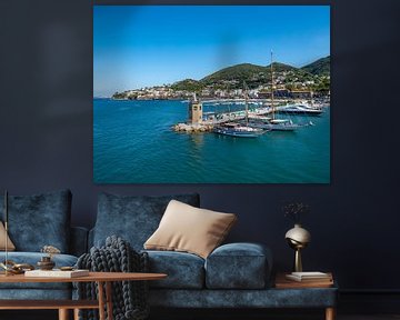 Hafen von der Insel Ischia in Italien von Animaflora PicsStock